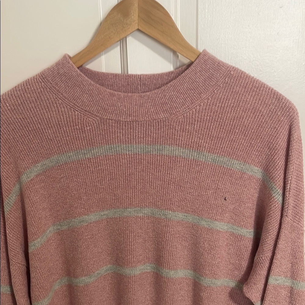 American Eagle Pink and Grey Crewneck Sweater - Picture 8 of 11